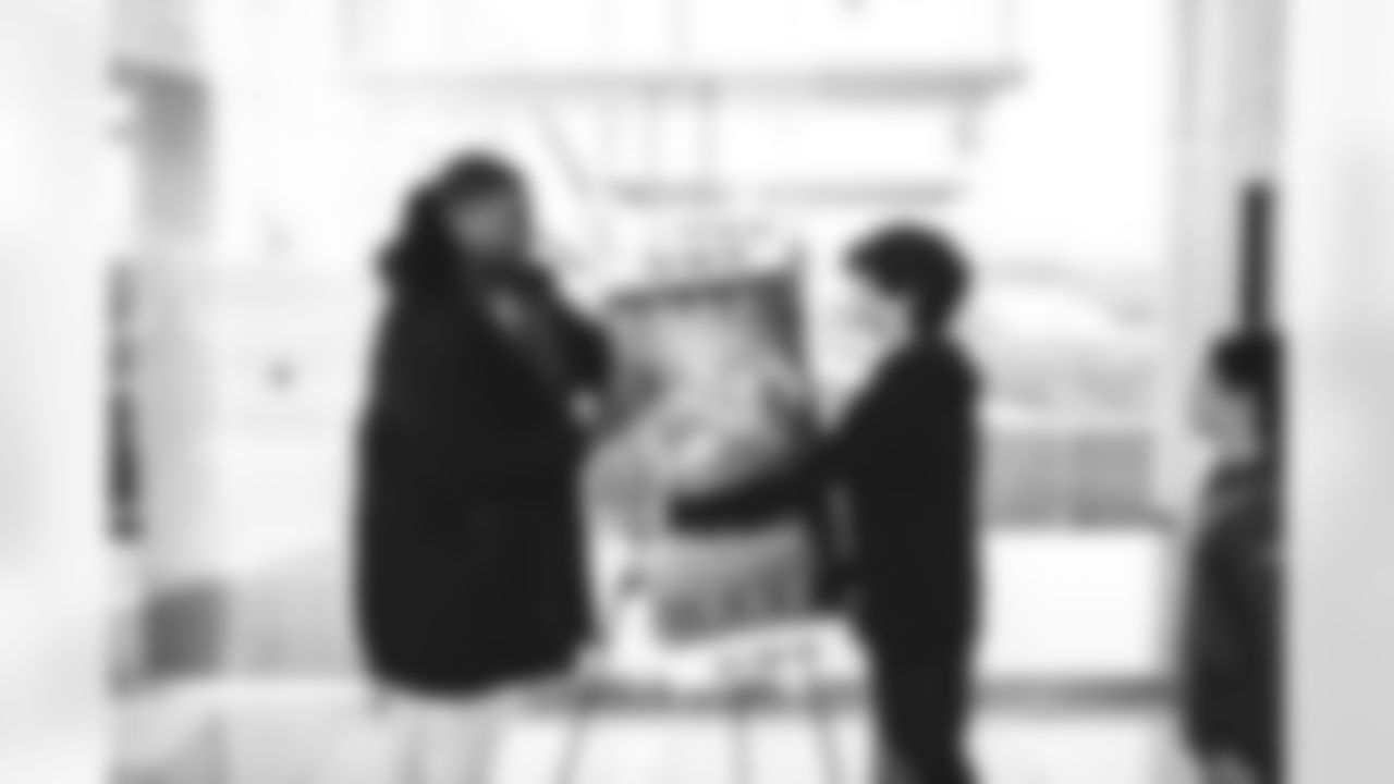 E_SNY_0023
