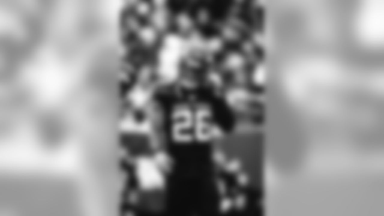 E_SNY_8245