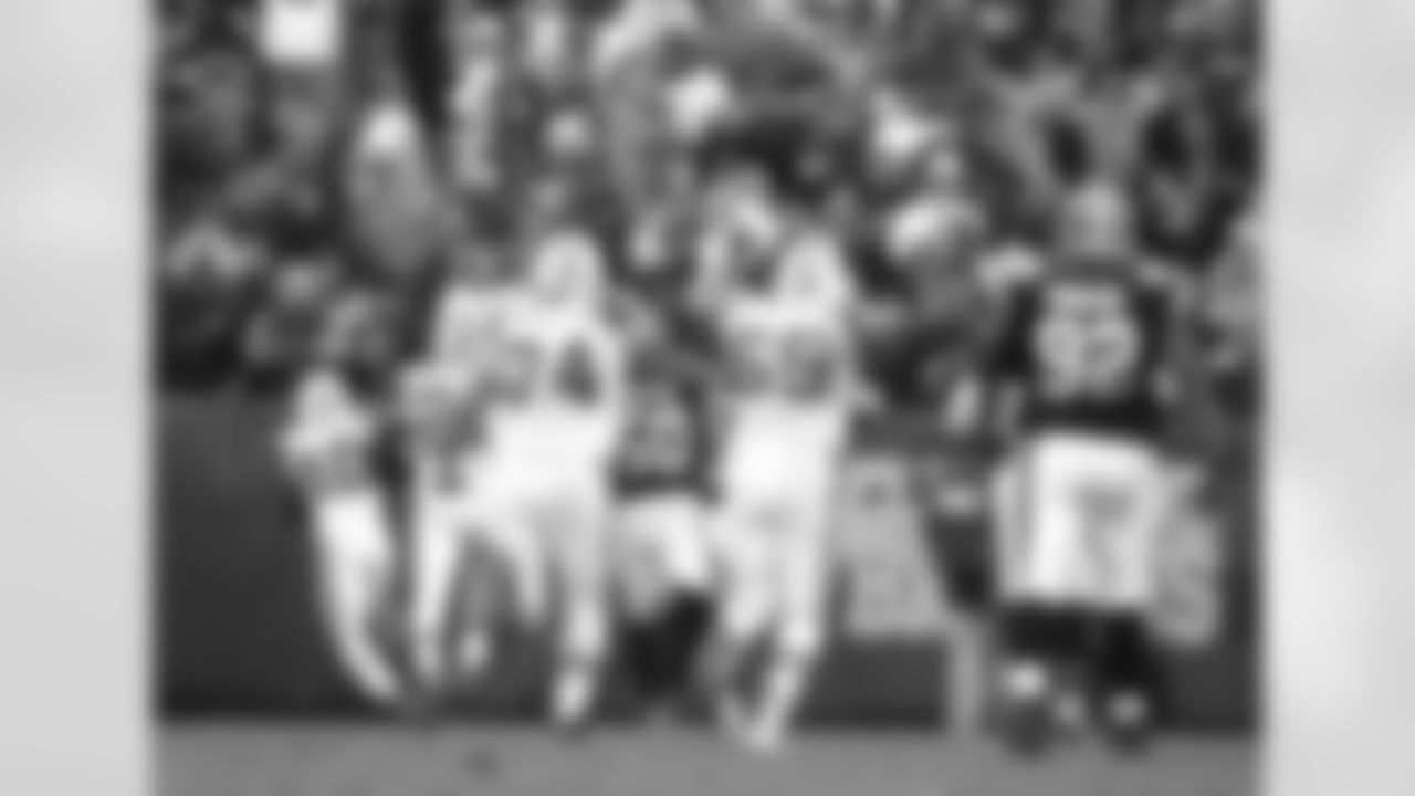 2010 Week 10 Jets vs Browns Game Photos