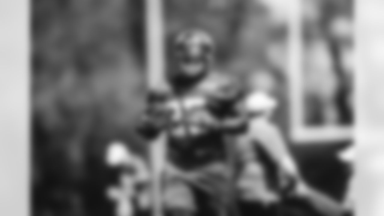 E_SNY_9917