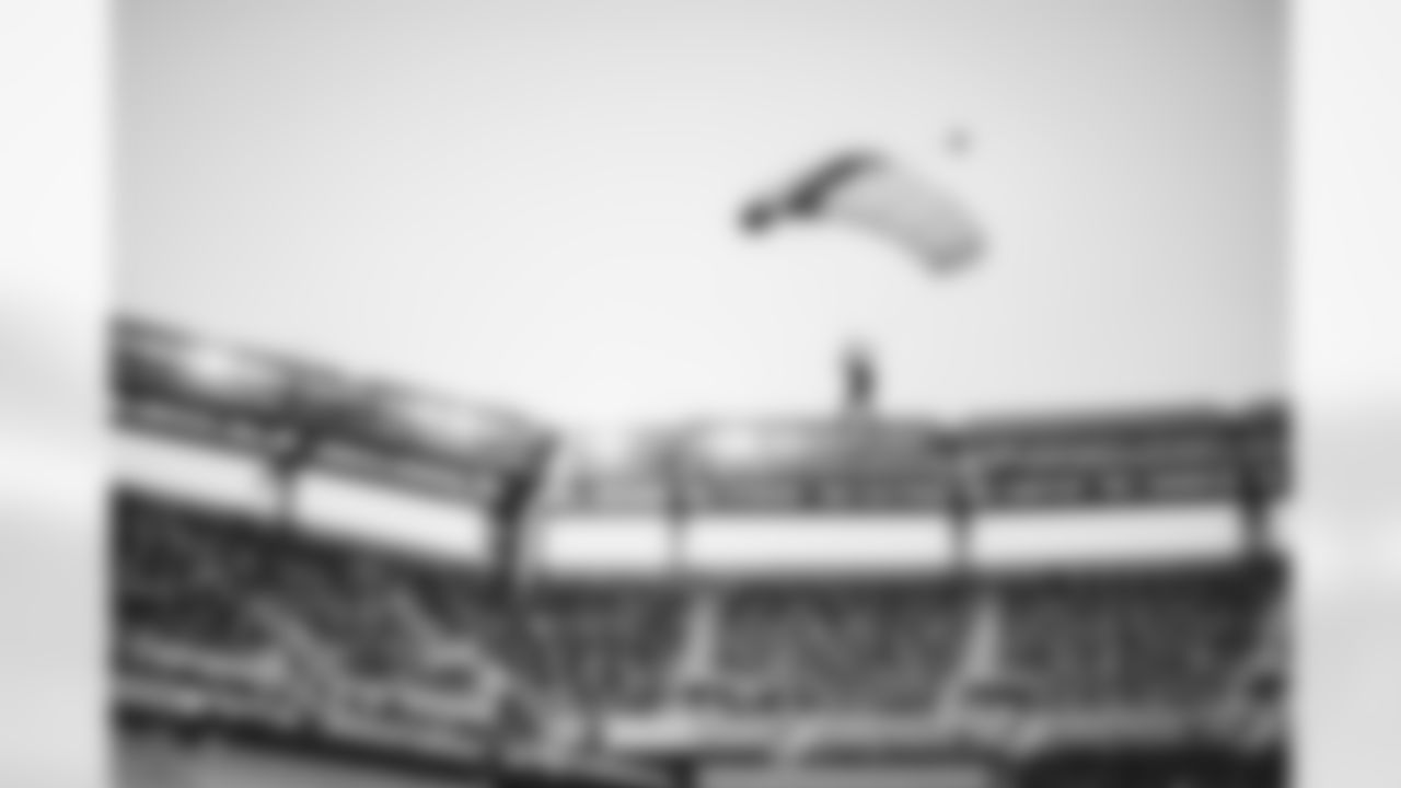 SNY_0863