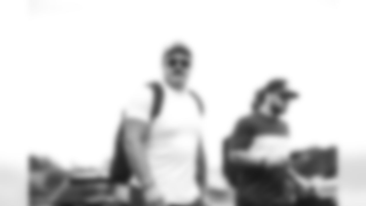 E_JB1_3667