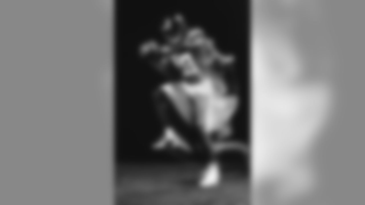 18 Deontay Burnett