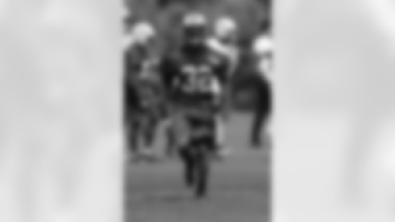 CB Dashaun Phillips