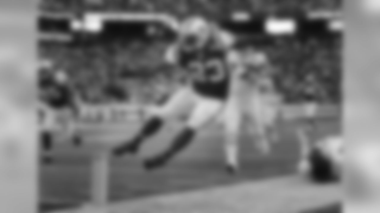 2011 Regular Season Week 14 Jets vs. Chiefs Game Photos