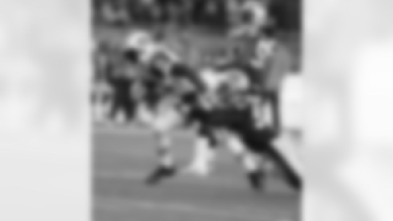 2010 Week 13 Jets vs Patriots Game Photos