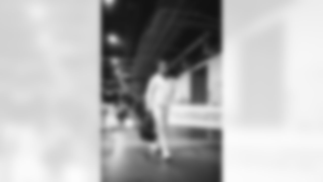 E_SNY_7376