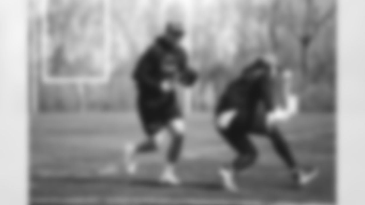 QB Zach Wilson