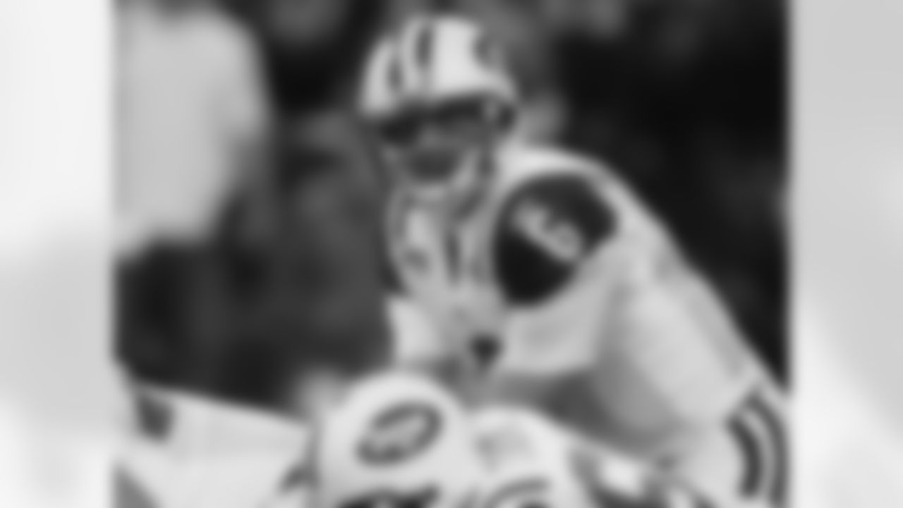 2009 Week 16 Jets at Colts Photos