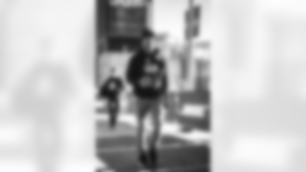 E_SNY_7381