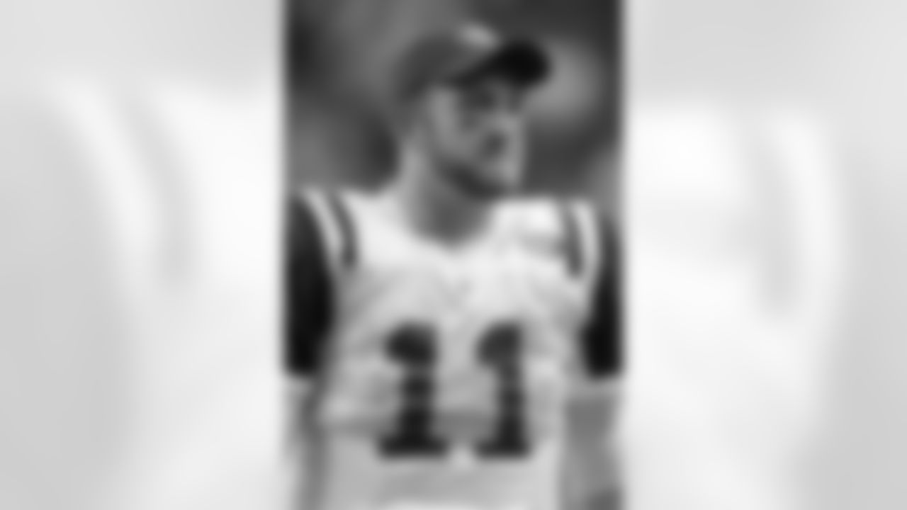 2010 Week 9 Jets vs Lions Game Photos
