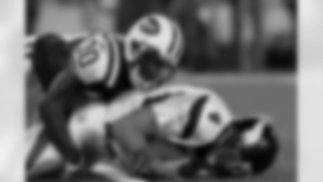 2010 Week 5 Jets vs Vikings Game Photos