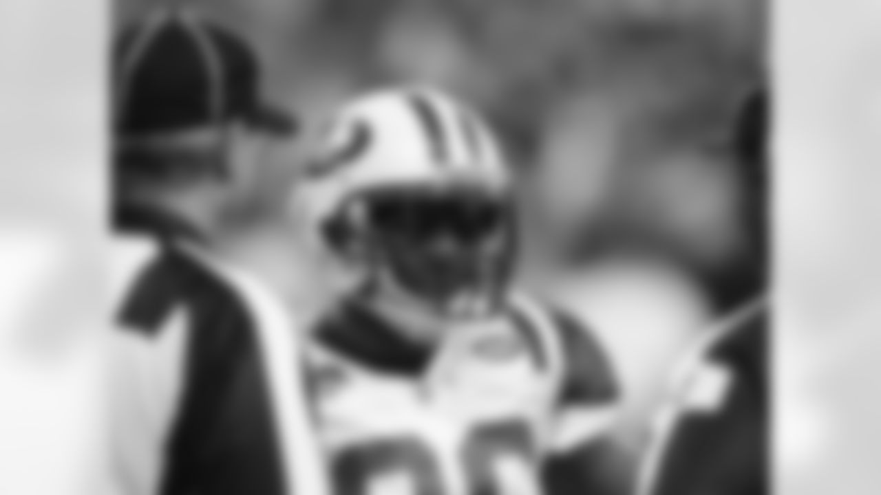 2009 Week 16 Jets at Colts Photos