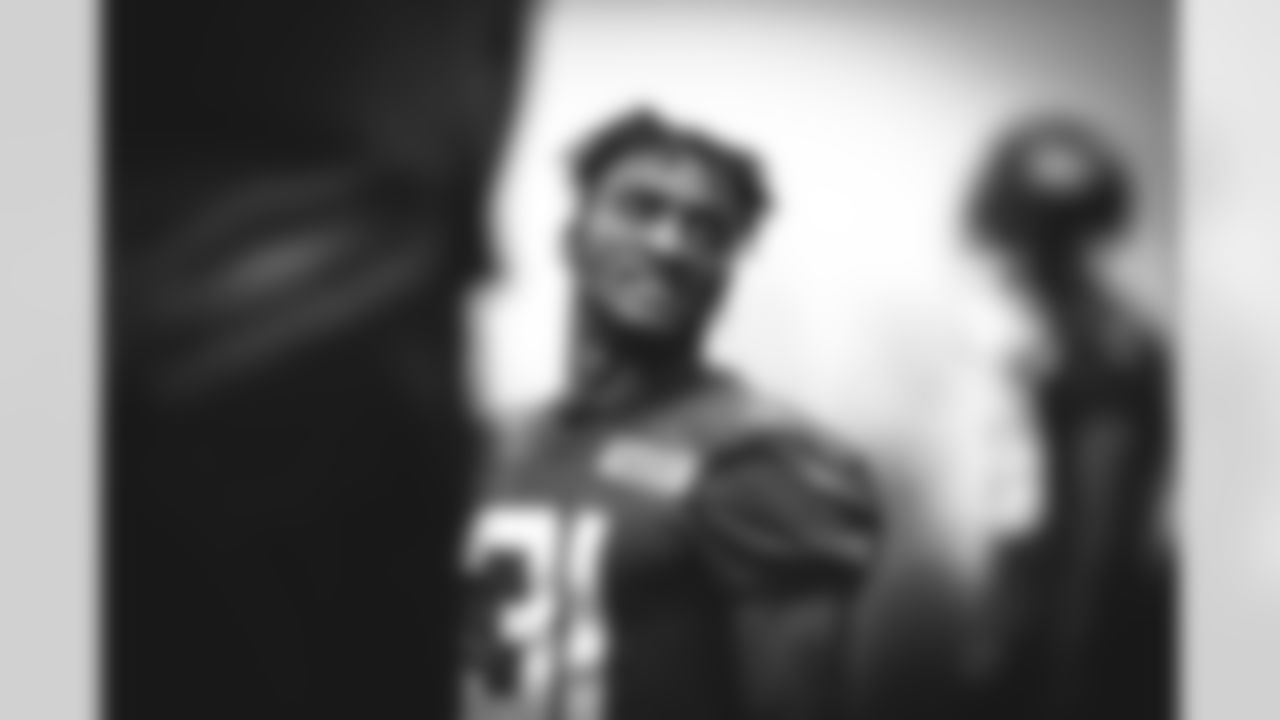 E_SNY_2940 2