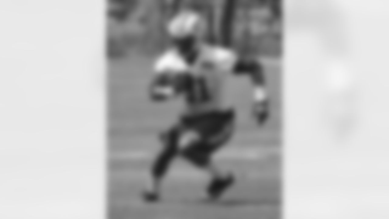 WR Shaq Evans