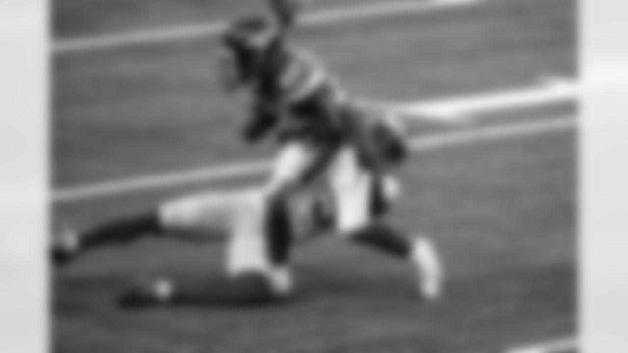 E_20201220BL_NYJ_LAR_BBL25109
