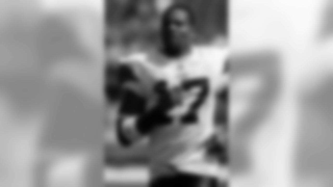 WR Braylon Edwards Photos