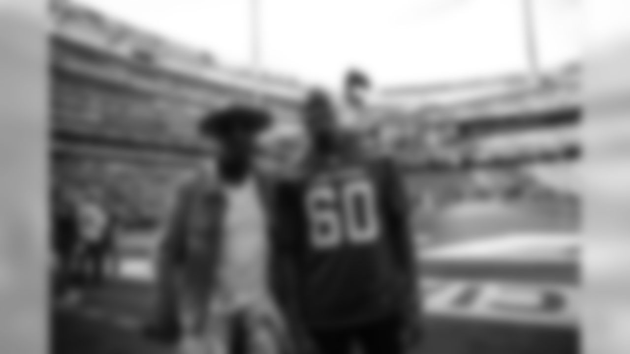 PRE_GAME_NFL_ALL_TIME_TEAM__101319_GR_014