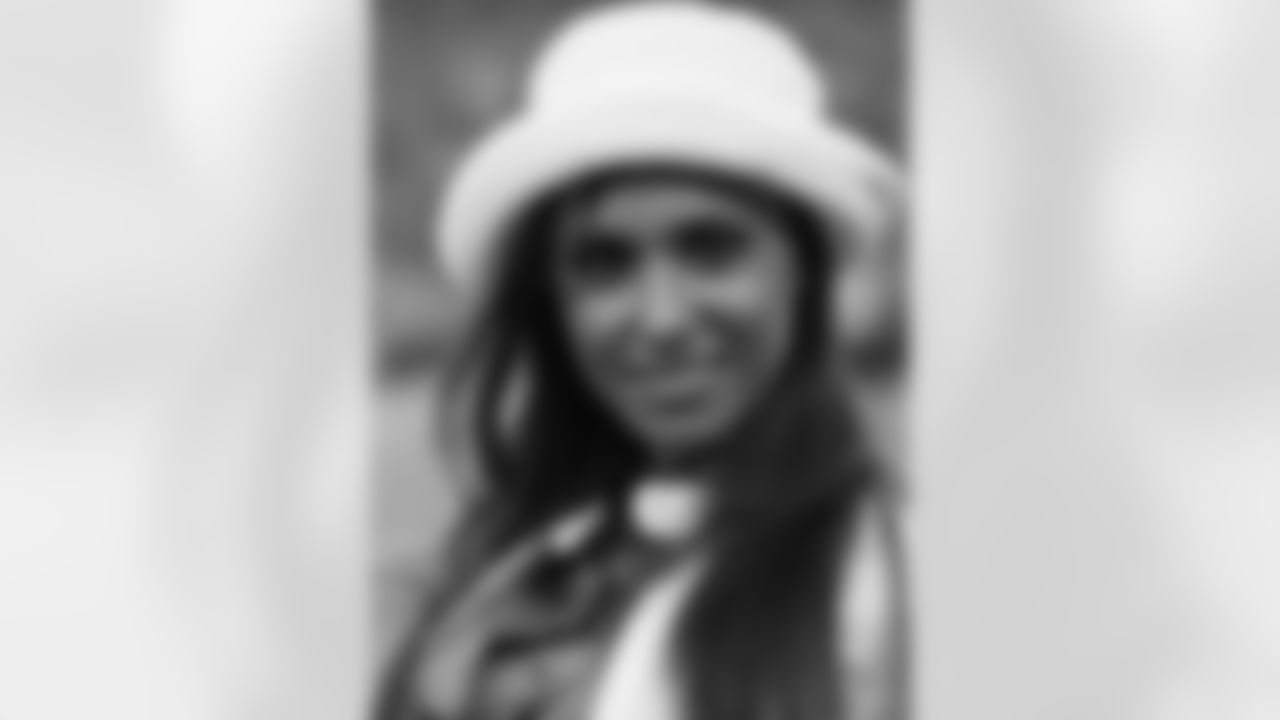 Game Host, Jenn Sterger Photos