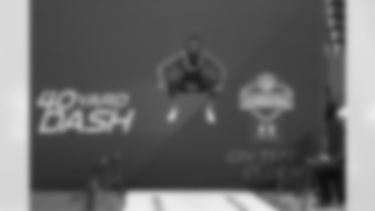 WR Chris Conley of Georgia shows his ups before the 40 and during the vertical jump, where he turned in a top performance of 45".