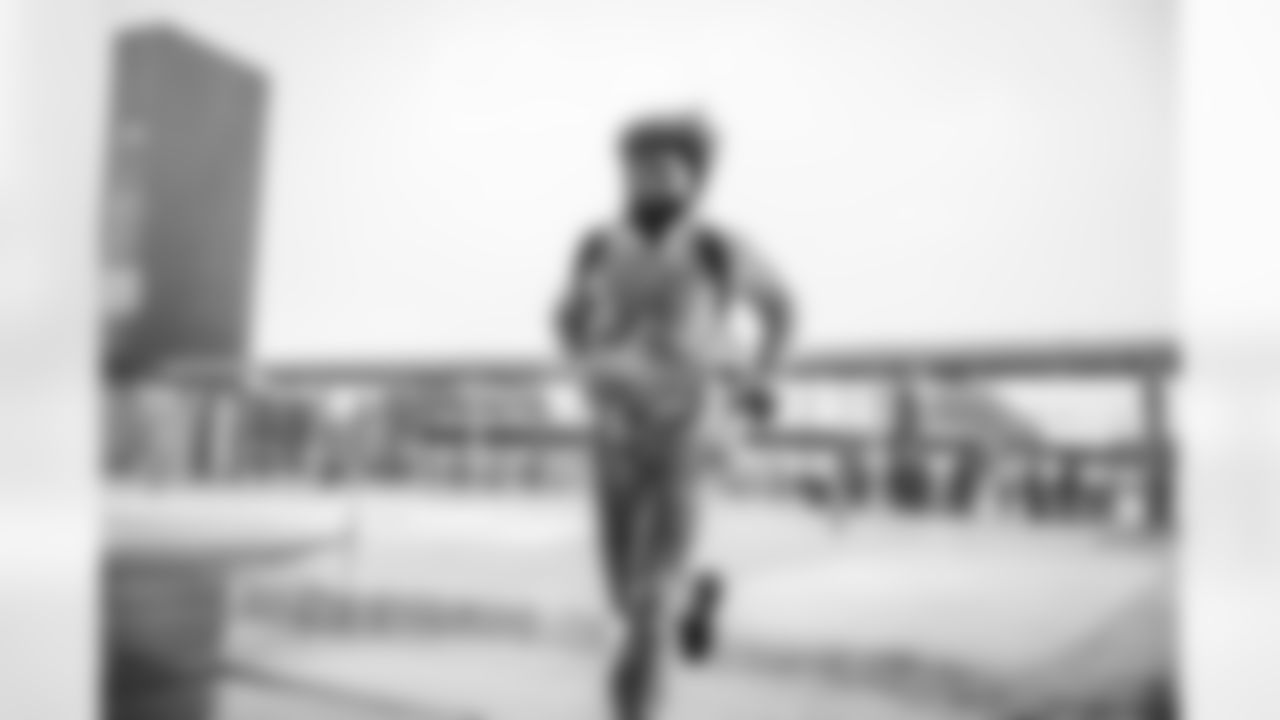 E_SNY_0528
