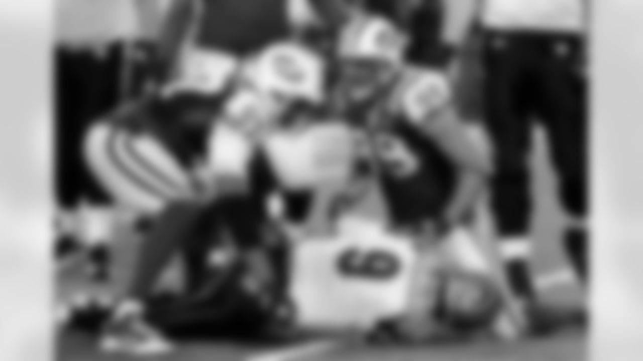 Calvin Pace Photos