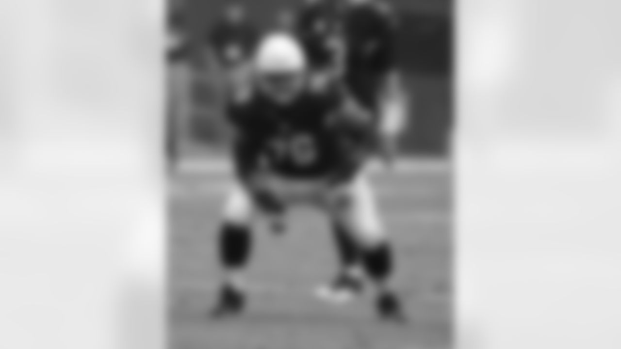 LG Mike Iupati