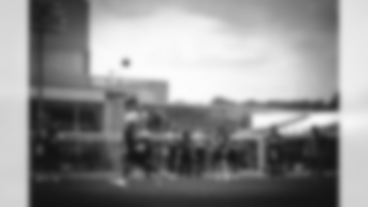 E_SNY_3103