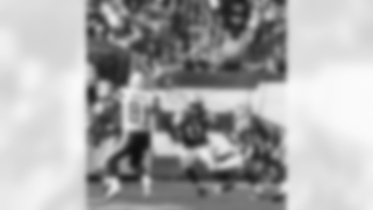 2011 Regular Season Week 7 Jets vs. Chargers Game Photos