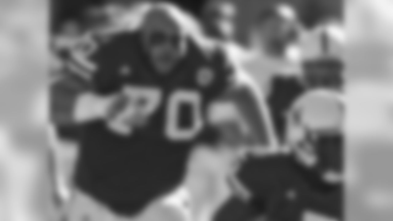 OL Matt Slauson