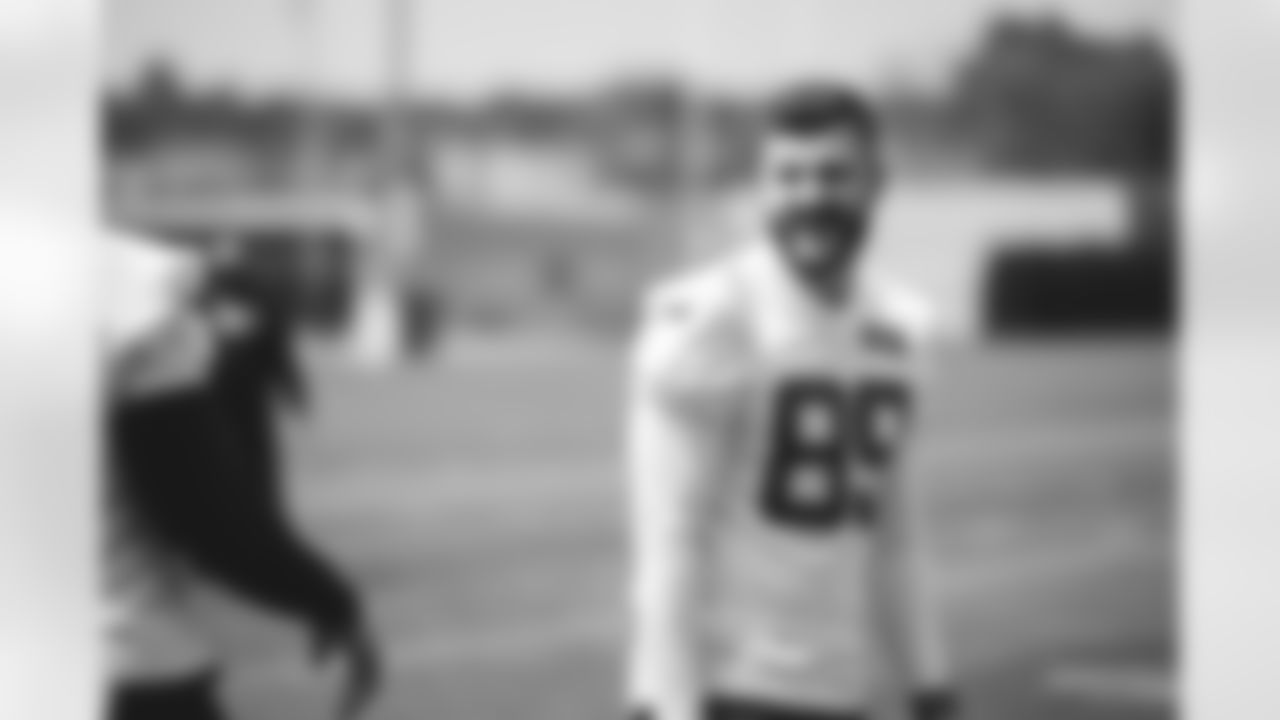 TE Jeremy Ruckert