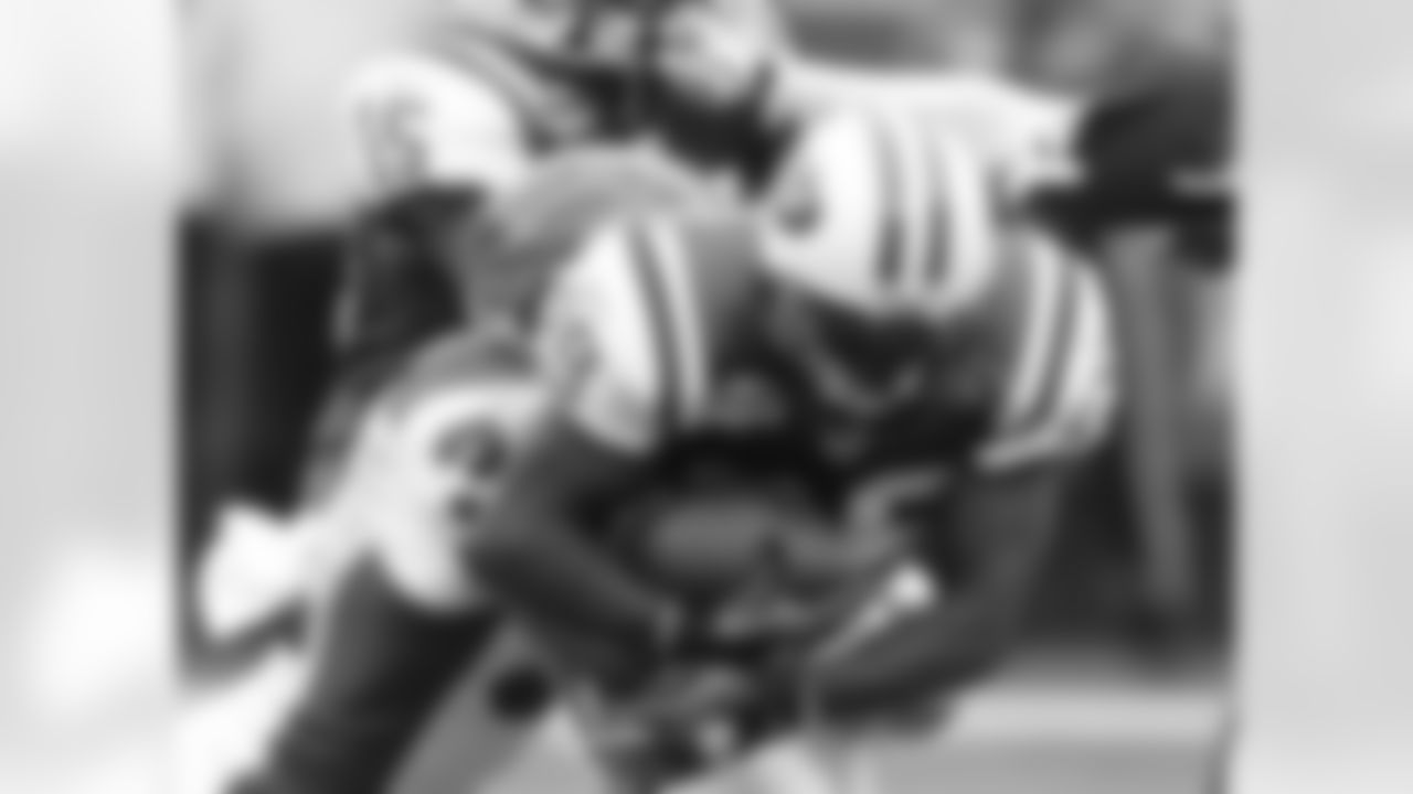 2009 Week 6 - Jets vs Bills Photos