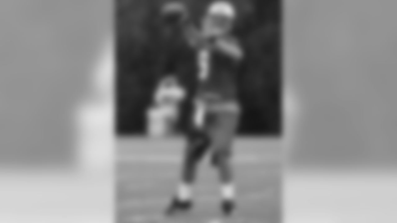QB Erik Ainge