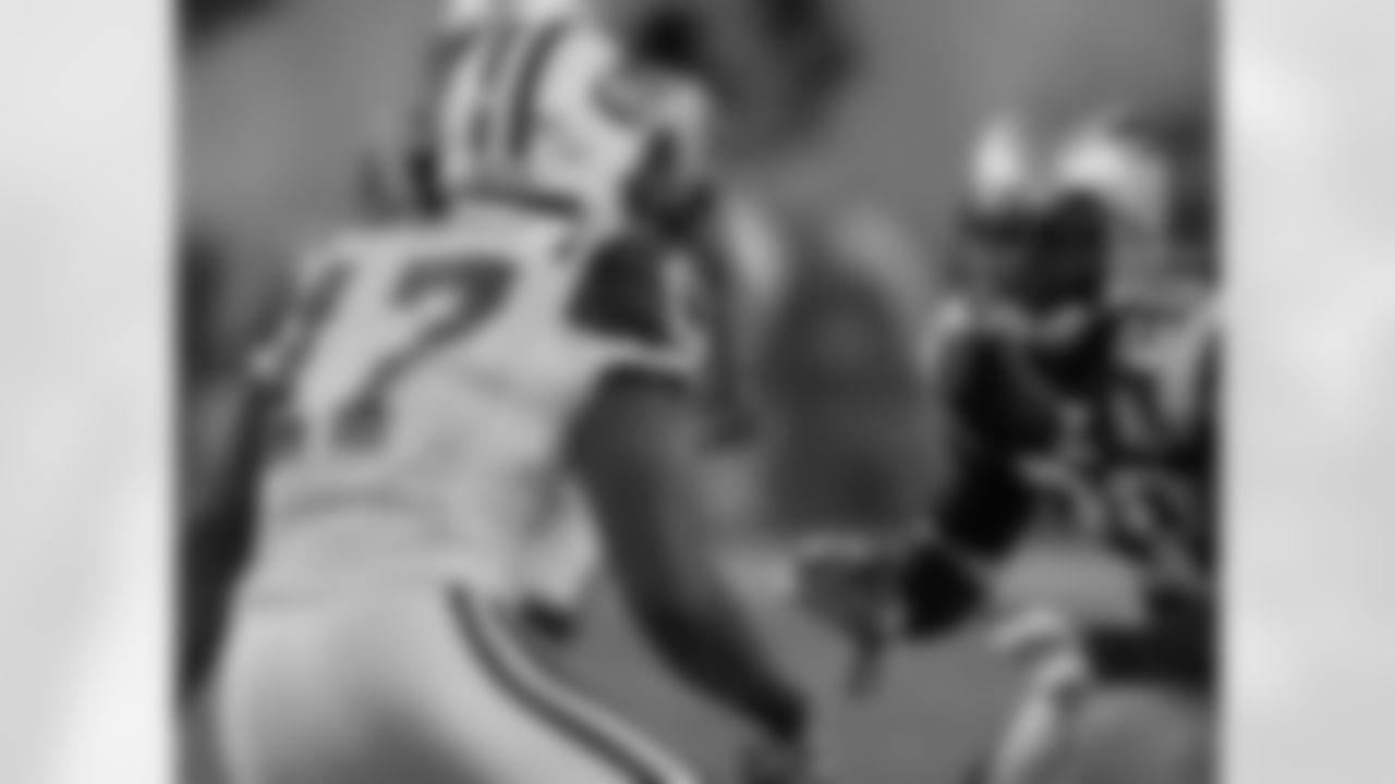 2009 Week 11 Jets at Patriots Photos