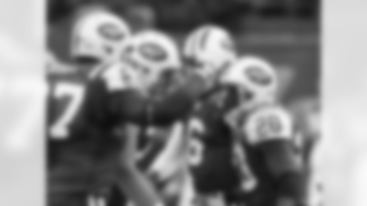2009 Week 6 - Jets vs Bills Photos