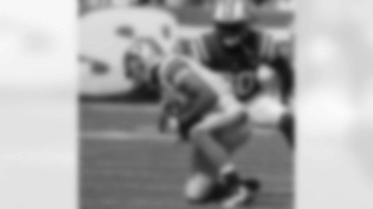 Darrin Walls aggravated a knee injury on a long completion in Southern California and is listed as questionable. Walls stepped up when the team needed him to and brought with him consistent play at the corner position.