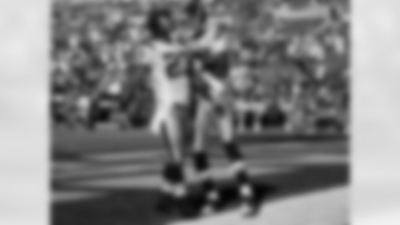 2009 Week 7 - Jets at Raiders Photos