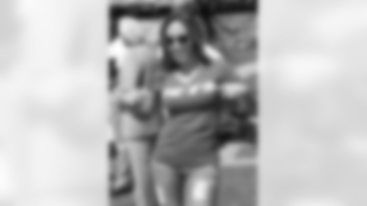 Bravos' Real Housewives of New Jersey stare Melissa Gorga showed off her Jets pride before the win on opening day.