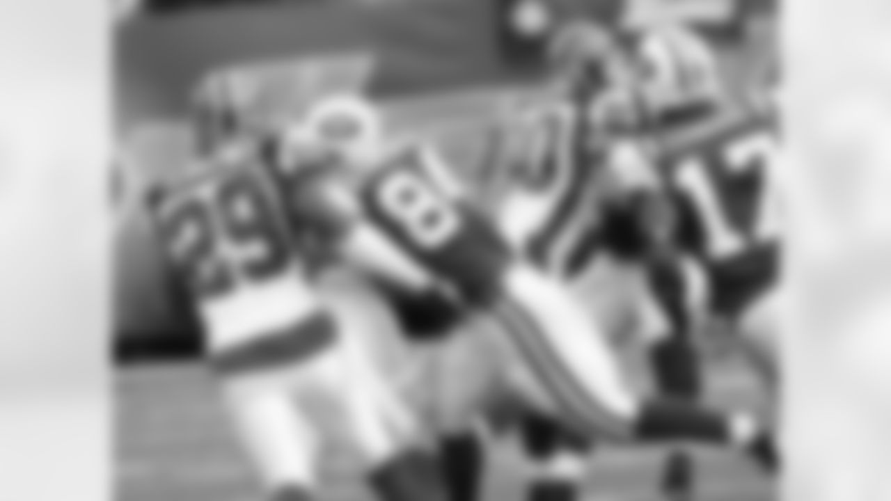 2009 Week 6 - Jets vs Bills Photos