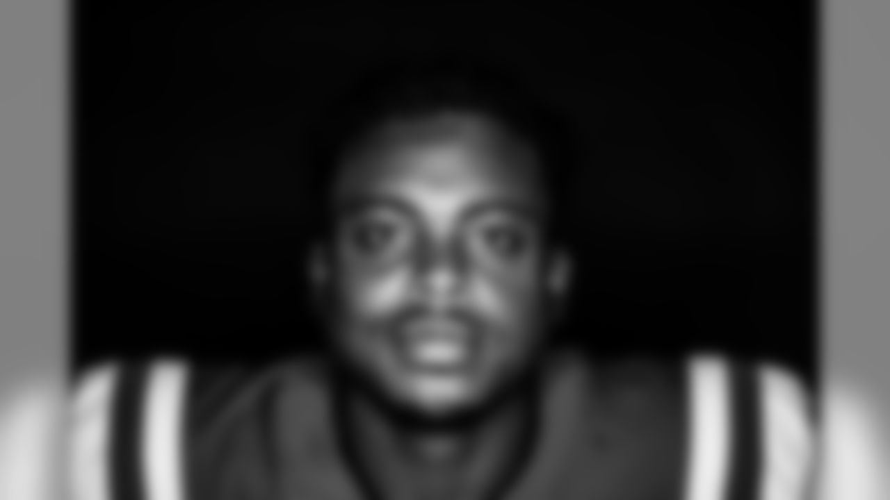 51 Brandon Copeland (LB)