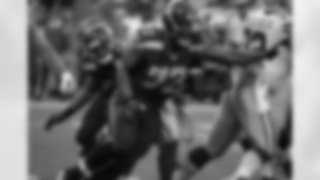 LDE Michael Bennett