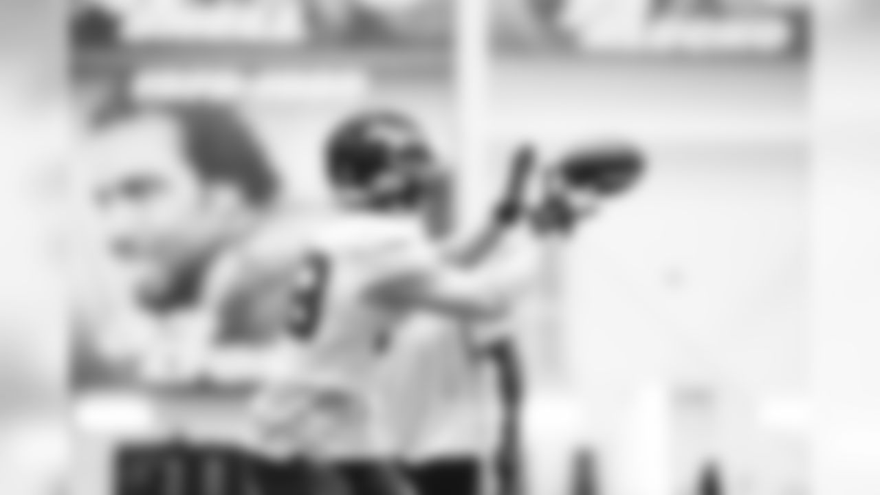 E_SNY_6463