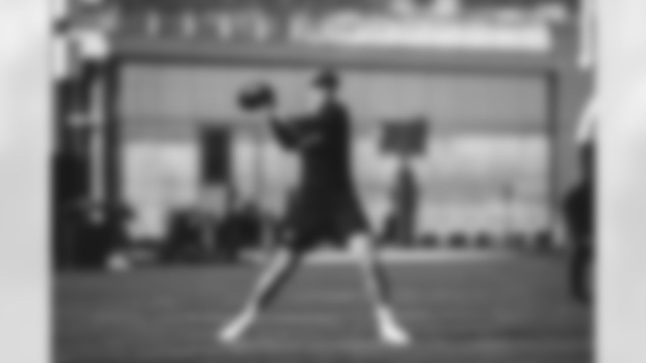 QB Zach Wilson