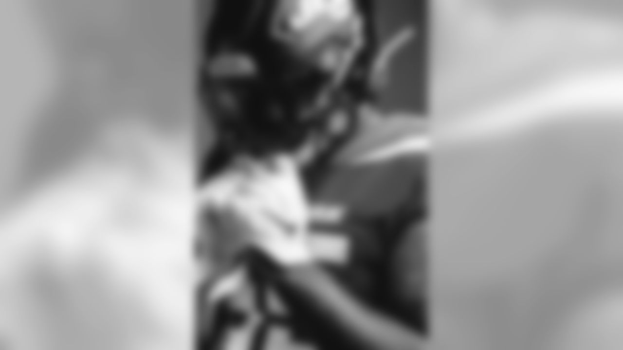 E_SNY_0836
