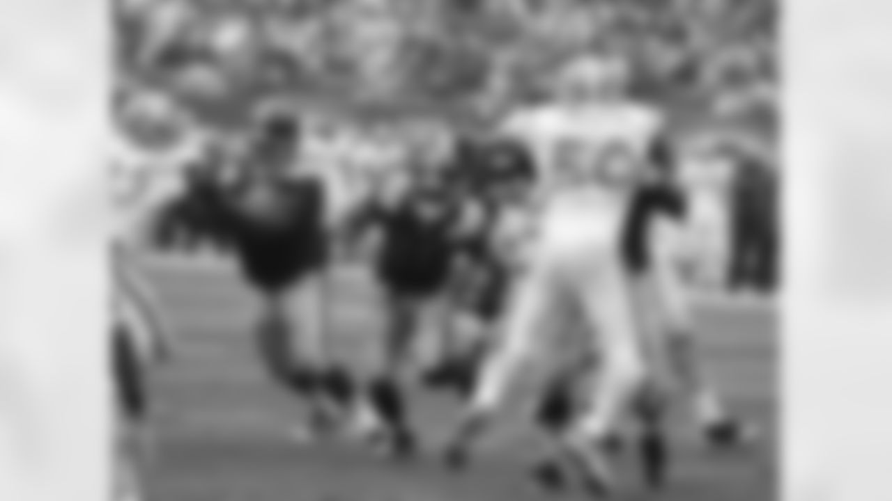 2009 Week 3 - Jets vs Titans Photos