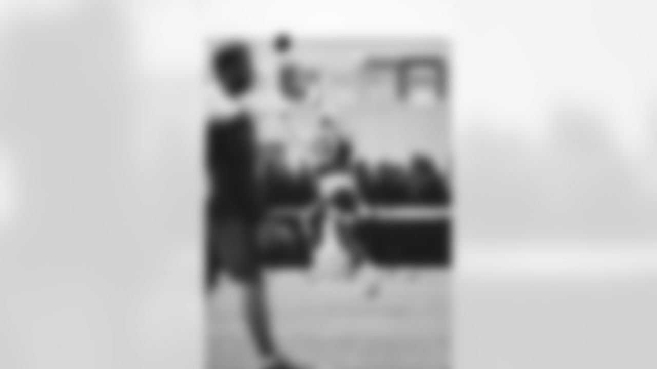 E_SNY_9553