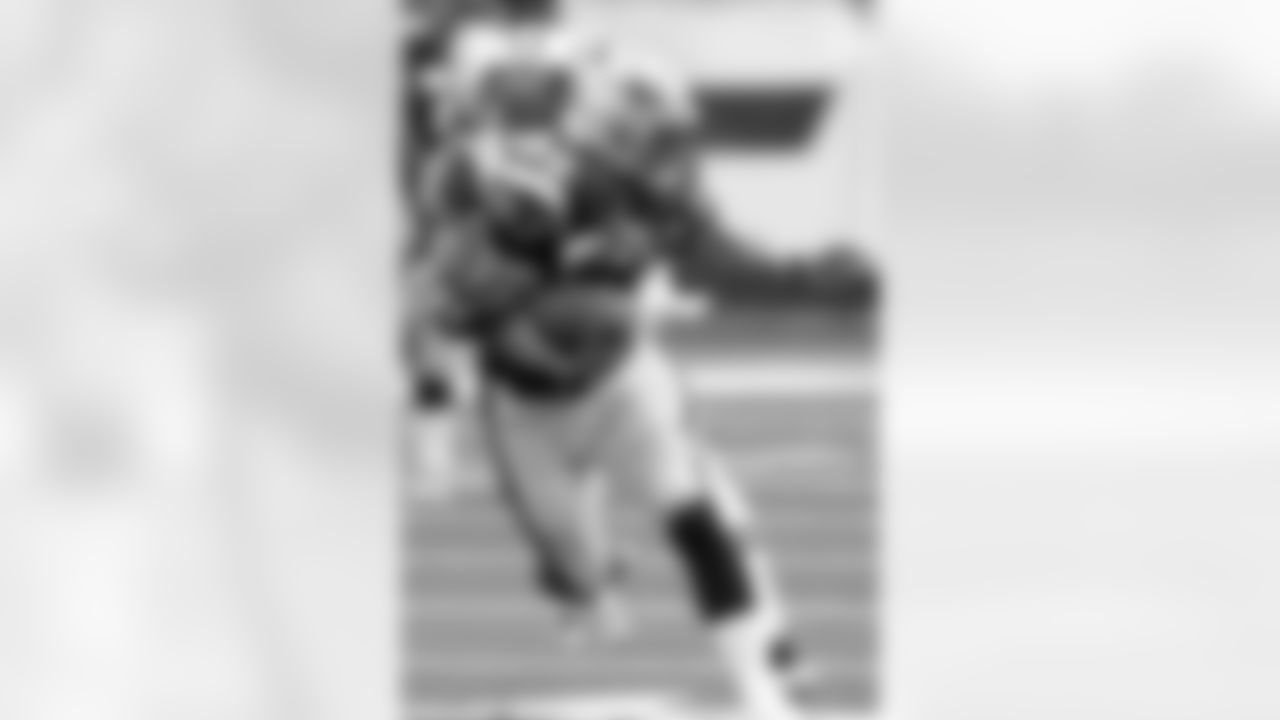 2010 Week 2 Jets vs Patriots Game Photos