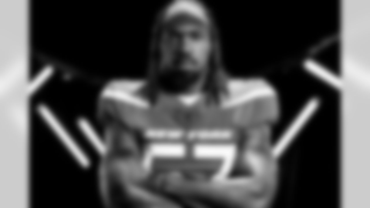 LB C.J. Mosley