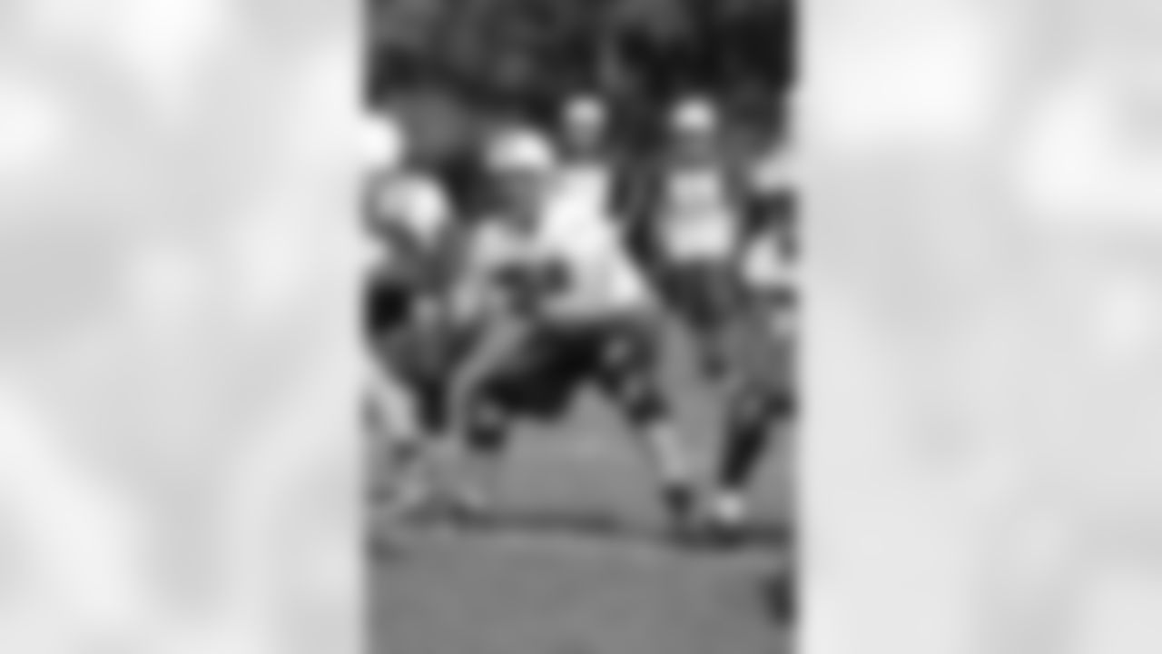 Alan Faneca Photos
