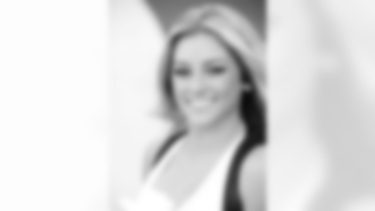Samantha C. 2009 Flight Crew Member Photos